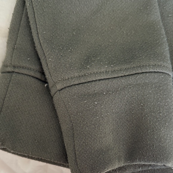 🤍Harlowe & Graham Olive Lace-Up Sweatshirt - Medium - Picture 5 of 8